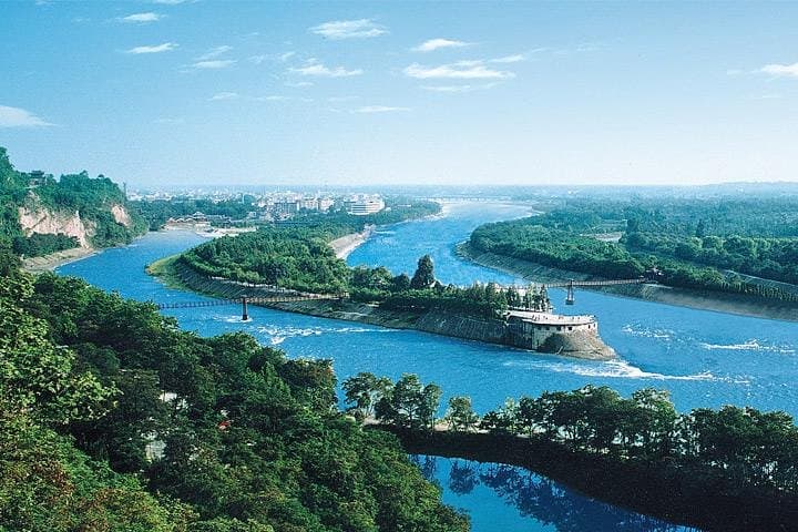 Private Day Tour: Chengdu Wuhou Temple, Jili and Dujiangyan Irrigation System
