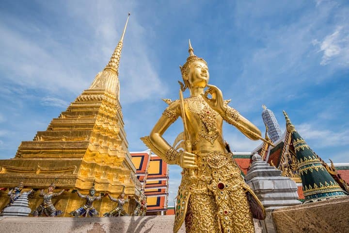 Bangkok Customized Day Trip Private with Guide, pickup from Laem Chabang Port