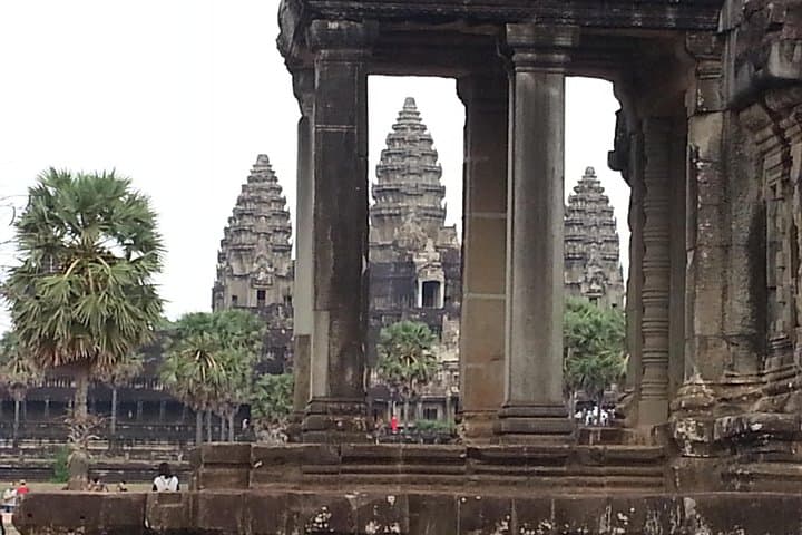 Private 03 Day Tour-Discovery of Angkor Temples Siem Reap
