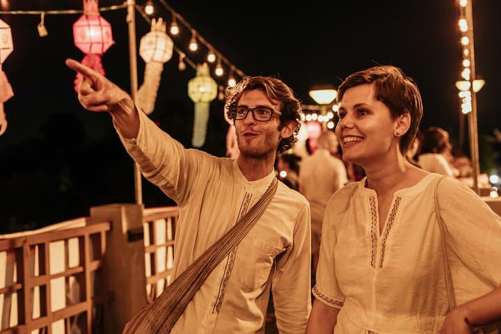 A Magical Evening in Chiang Mai: Private City Tour