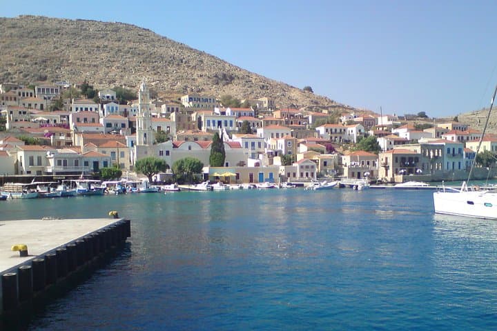 Saronic Gulf Cruise: Explore Hydra, Poros & Aegina