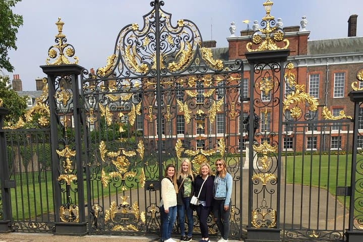 6 hour London Private Tour, with your own Black Cab Tour Guide