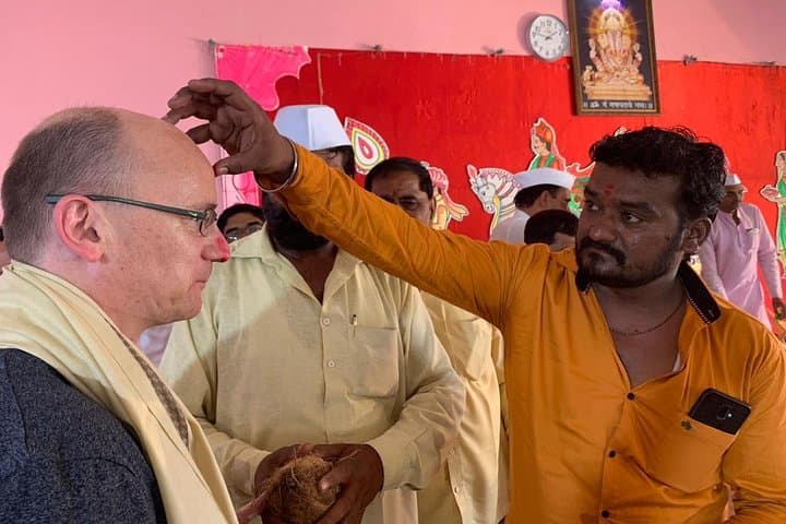 Immersive culture tour of Pune by private car with guide and local lunch