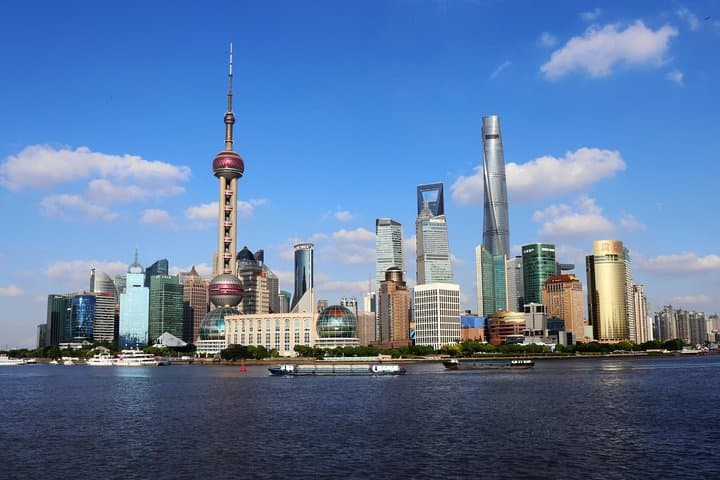 Best of Shanghai Day Tour, including Jade Buddha Temple & Bund & Yuyuan Garden