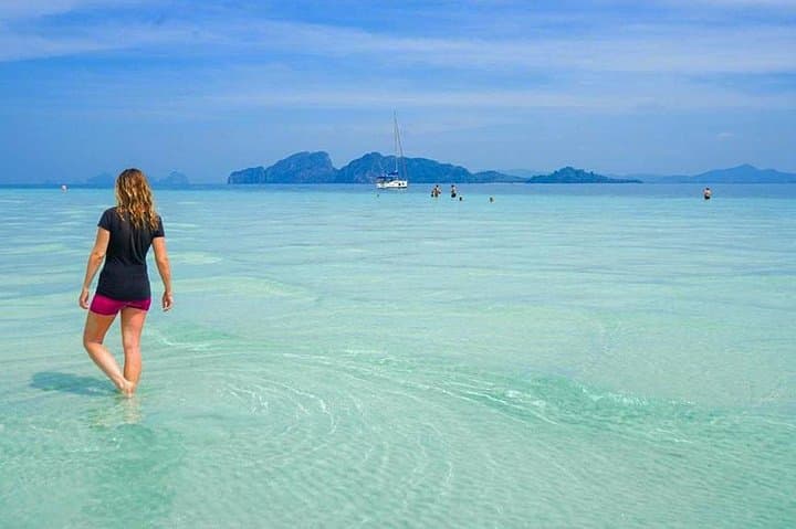 Lanta 4 Islands + Emerald Cave Snorkeling Tour by Speedboat