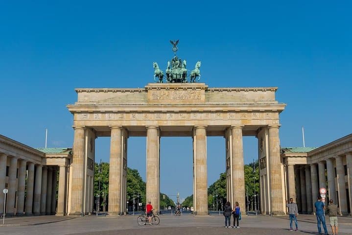 Private 2-Hour Sightseeing Tour in Berlin