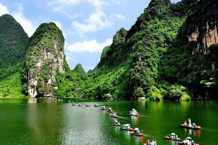 12-Day Vietnam Discovery Tour