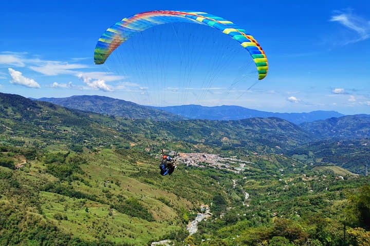 Guatape & Paragliding & El Peñol Rock & Quaint Town From Medellin