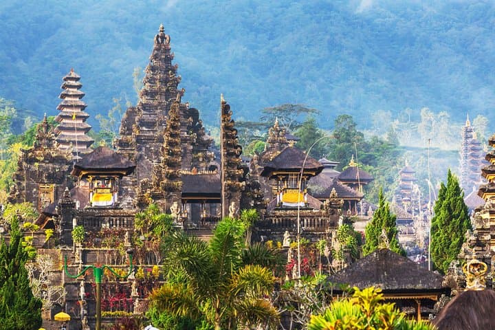 Besakih Temple Tour: the Biggest Temple in Bali