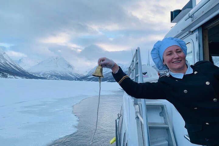 Tromso Arctic Fjord Landscape Fishing Safari Cruise with Lunch