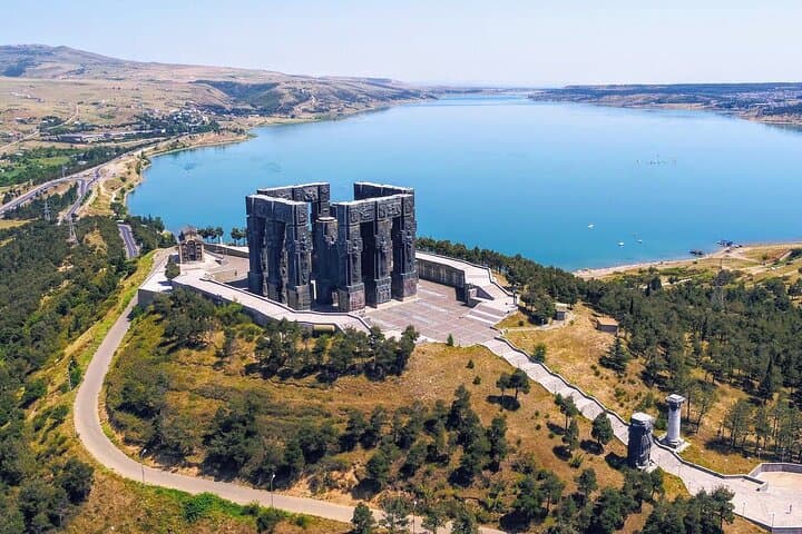 Mtskheta and Tbilisi Tour: Highlights of Georgia