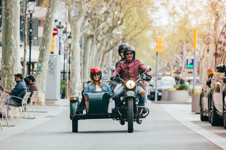 Barcelona Private Tour by Sidecar Motorcycle