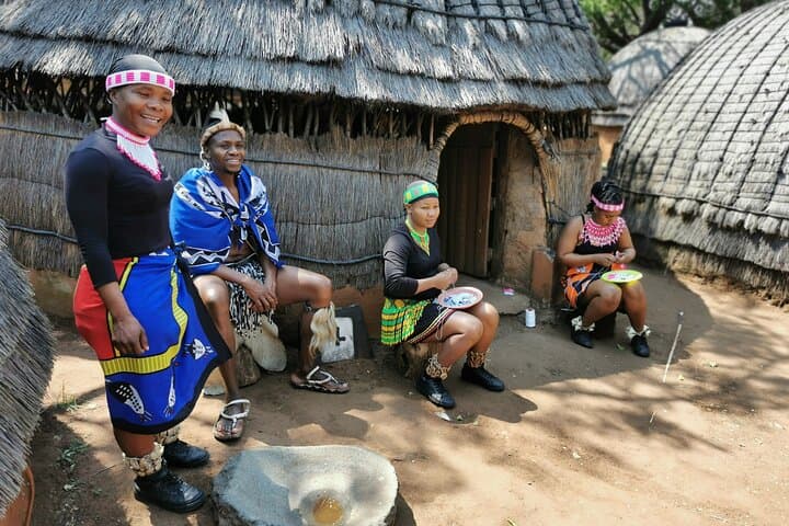 Private Lesedi Cultural Village and Cradle of Humankind Tour
