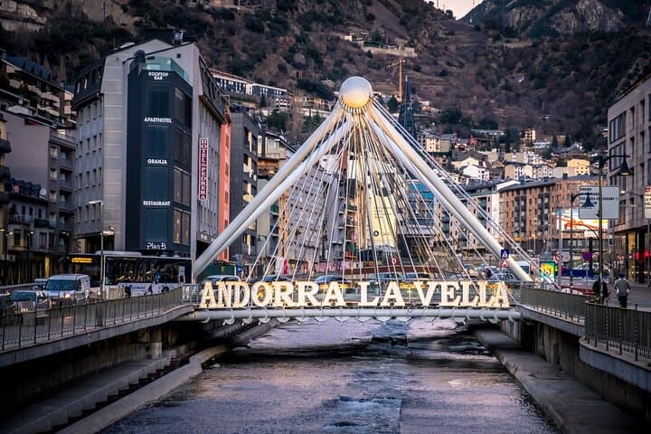 Andorra la Vella: A Love Private Tour