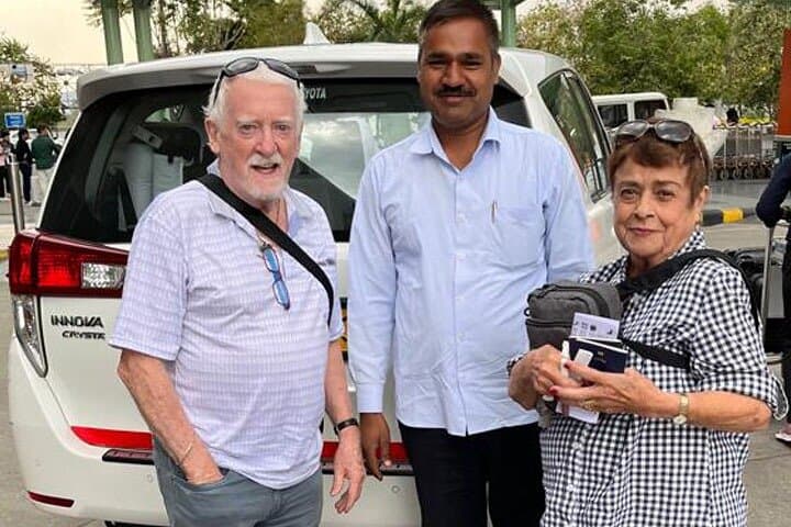 Full Day Udaipur Sightseeing Tour with Optional Guide