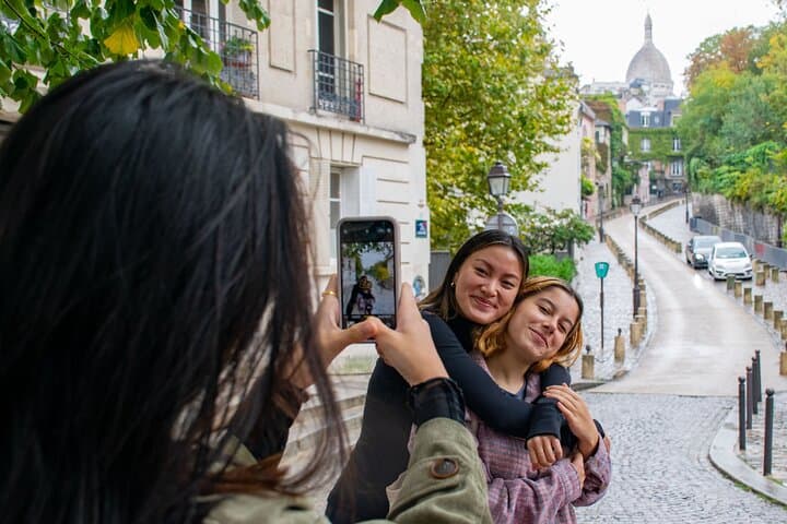 Paris Like a Local: Full-Day Custom Tour with Private Guide