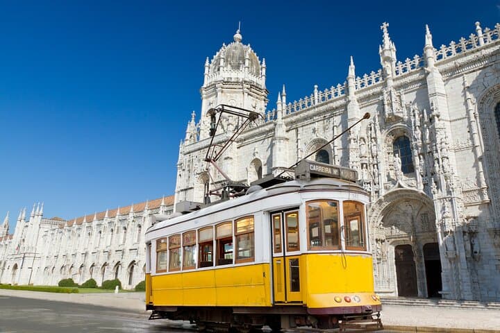 Lisbon Private Personalized Half-Day Experience