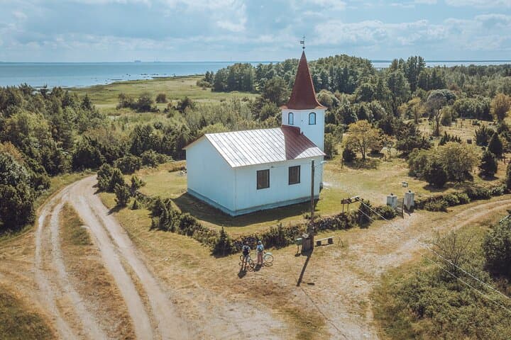 Day Trip to Prangli Island from Tallinn