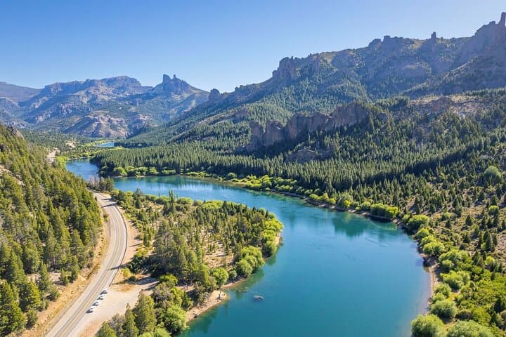 Big Circuit with Villa La Angostura: Lakes, Forests and Mountains