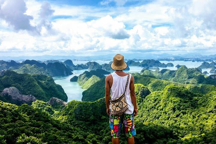 10 Day Tour in Vietnam from Ho Chi Minh to Hanoi