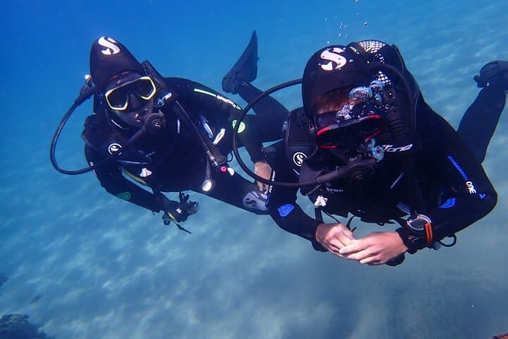 Scuba Diving in Lanzarote (for certified divers only)