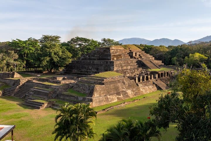 Mayan Tour: Joya de Cerén UNESCO Site +Tazumal Ceremonial Center